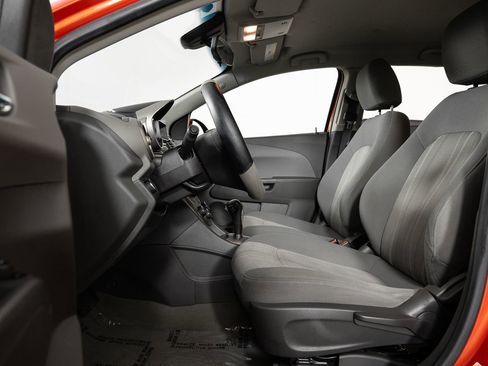 Used 2012 Chevrolet Sonic LT image 15