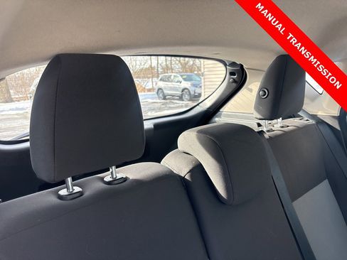 Used 2016 Ford Fiesta S image 24