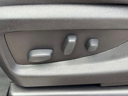 Used 2018 Chevrolet Silverado 1500 LT w/ All Star Edition image 26