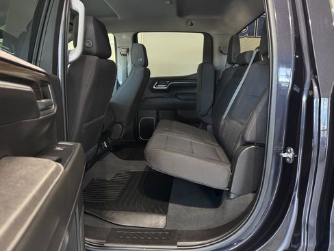 Certified 2022 Chevrolet Silverado 1500 RST image 12