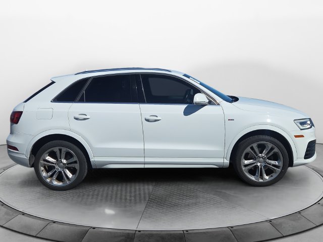 Used 2018 Audi Q3 2.0T Premium Plus w/ Premium Plus Package AWD/4WD image 6