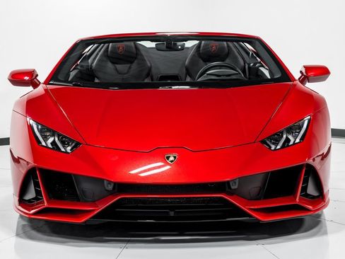 Used 2020 Lamborghini Huracan EVO AWD/4WD image 8