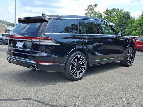 Certified 2024 Lincoln Aviator Black Label AWD/4WD image 6