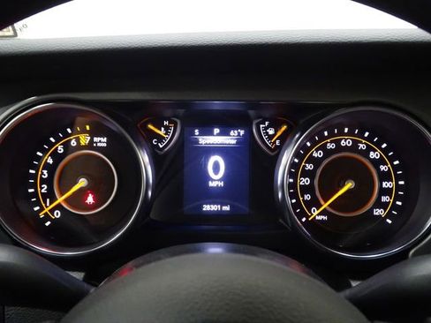 Used 2022 Jeep Wrangler Unlimited Sport image 25