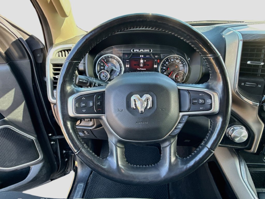 Used 2020 RAM 1500 Laramie AWD/4WD image 14