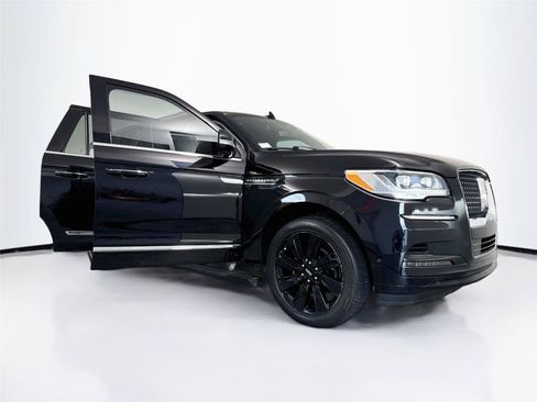 Used 2022 Lincoln Navigator L Reserve w/ Monochromatic Package RWD image 47