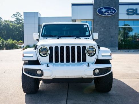 Used 2022 Jeep Gladiator Overland AWD/4WD image 12