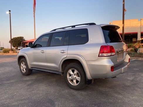 Used 2010 Toyota Land Cruiser AWD/4WD image 7