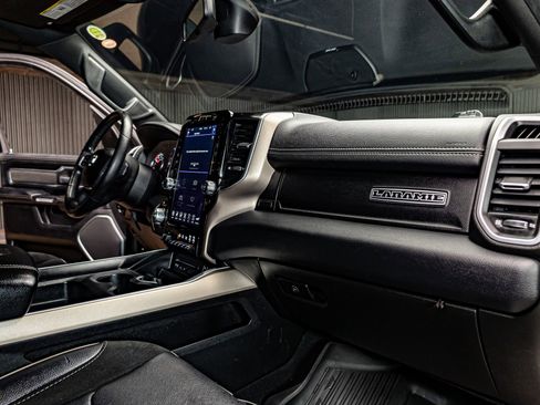 Used 2019 RAM 1500 Laramie image 20