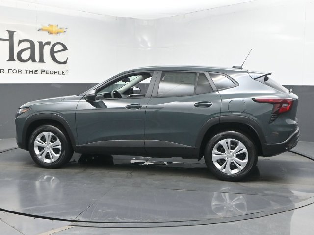New 2026 Chevrolet Trax LS FWD image 30