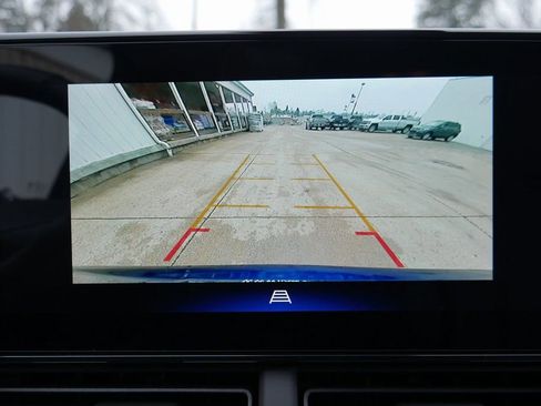 Used 2024 Chevrolet Trax LT w/ Driver Confidence Package image 16