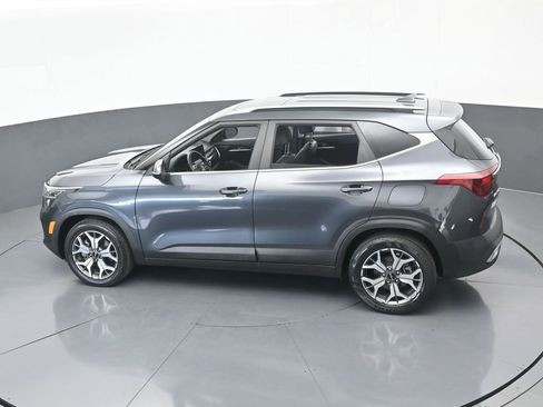 Used 2022 Kia Seltos EX image 52