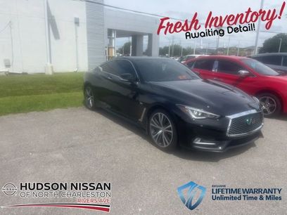 Used 2019 INFINITI Q60 3.0t Luxe w/ Essential Package