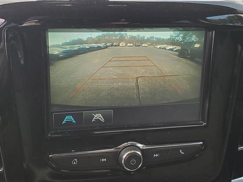 Used 2018 Chevrolet Traverse LT image 6