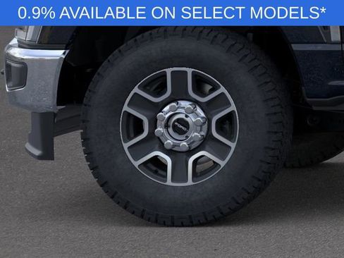 New 2026 Ford F250 Lariat w/ FX4 Off-Road Package image 19