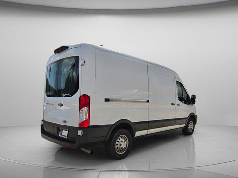 Used 2023 Ford Transit 250 Medium Roof w/ Upfitter Package RWD image 7