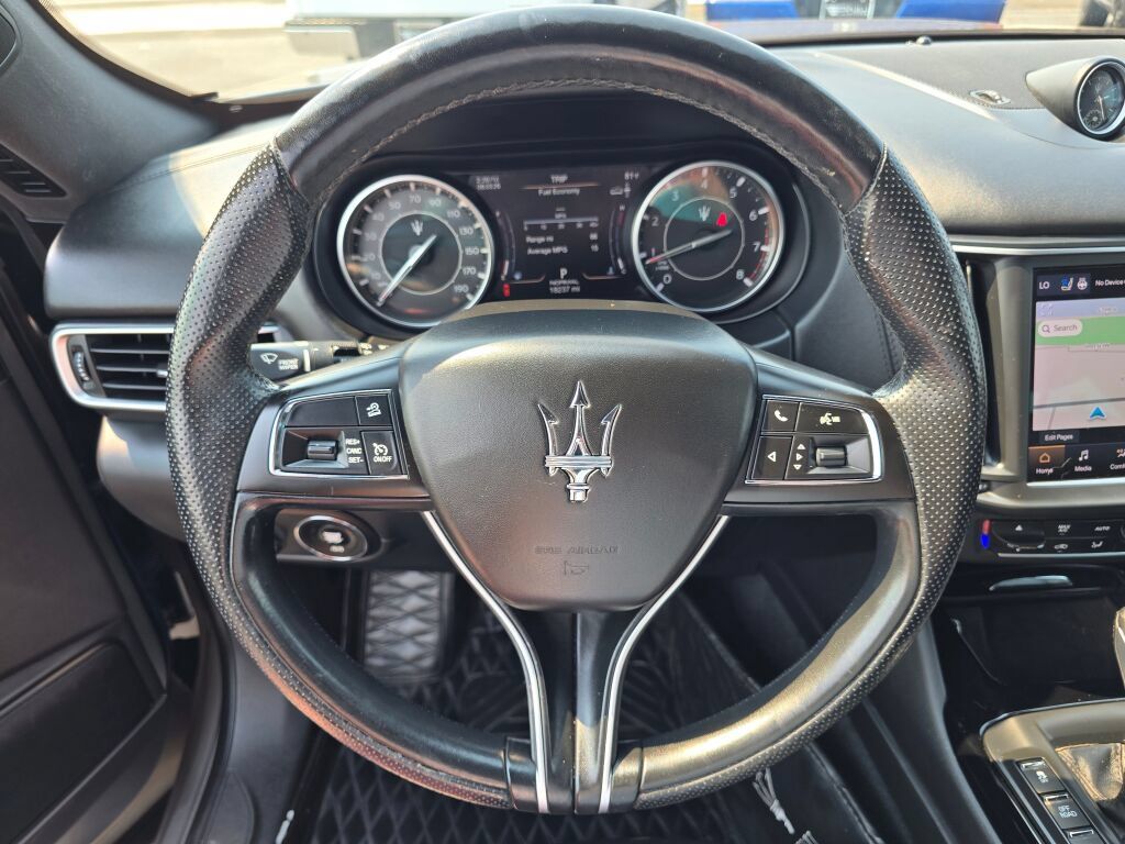 Used 2022 Maserati Levante Modena AWD/4WD image 27