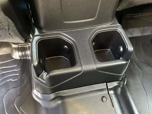 Used 2023 Jeep Wrangler Unlimited Sport AWD/4WD image 8