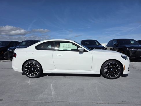 New 2026 BMW 230i 230i w/ M Sport Package image 3