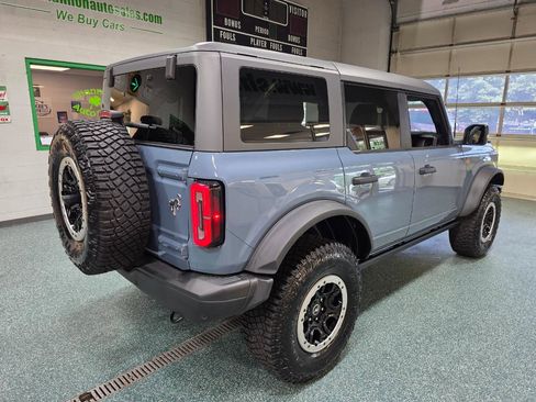 Used 2024 Ford Bronco Badlands AWD/4WD image 6