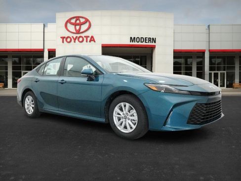 New 2026 Toyota Camry LE image 30