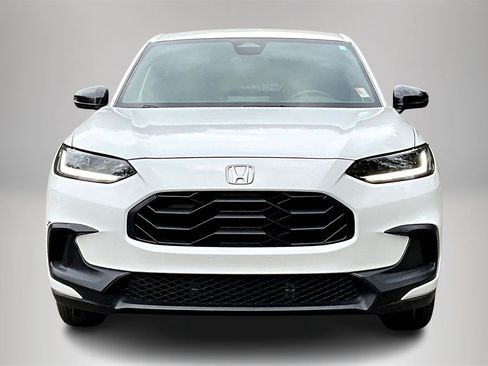 Used 2024 Honda HR-V Sport image 3