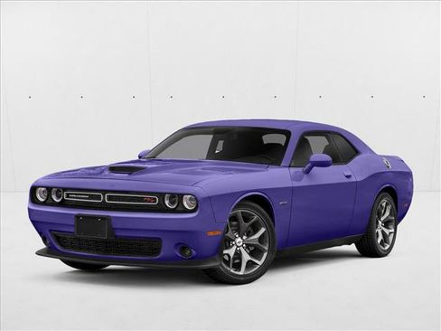 Used 2019 Dodge Challenger GT w/ Plus Package RWD image 1