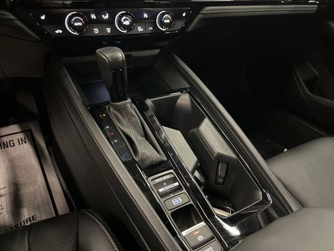 Used 2024 Honda Accord EX-L image 25