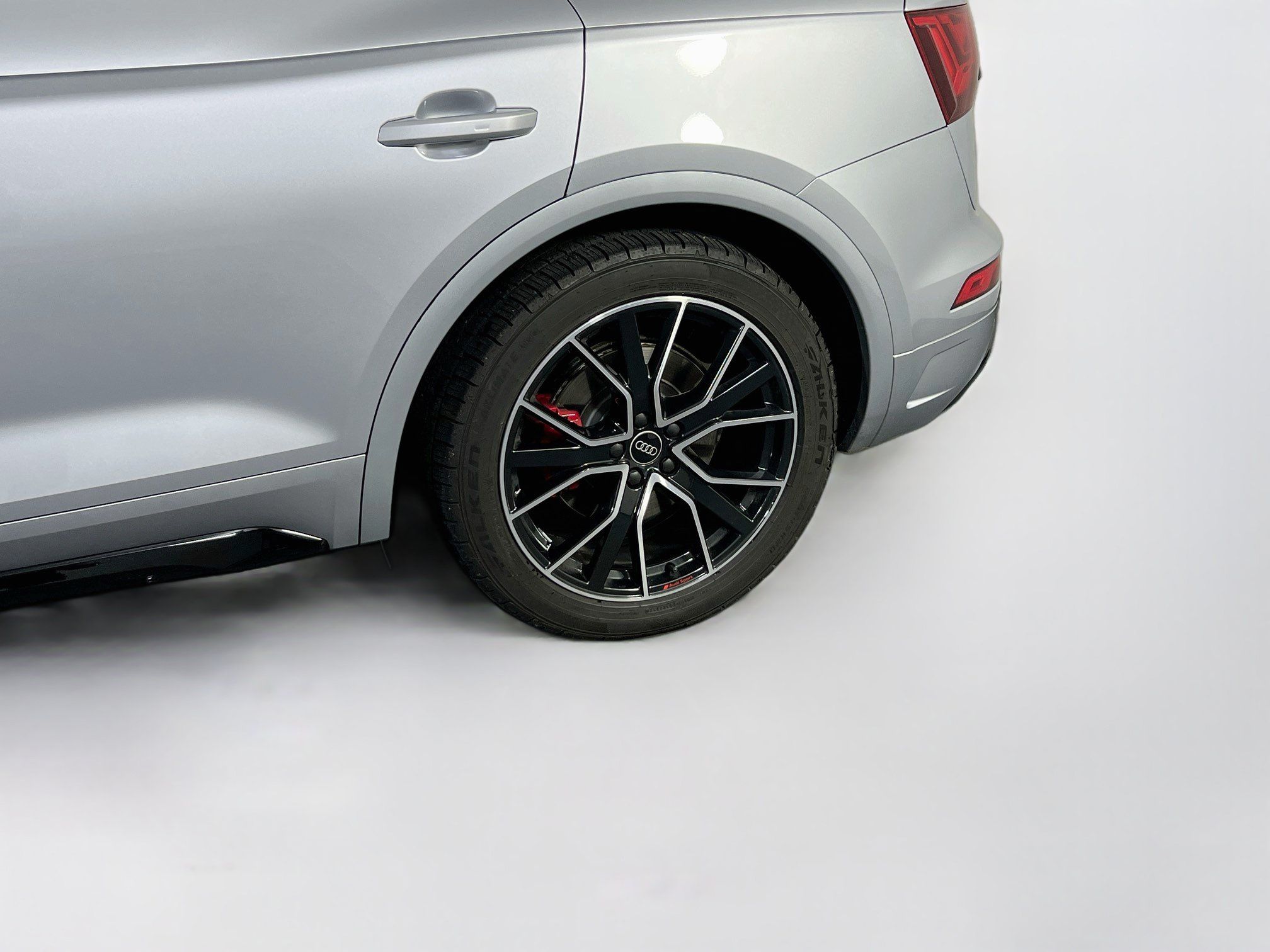 Used 2023 Audi SQ5 Premium Plus AWD/4WD image 31