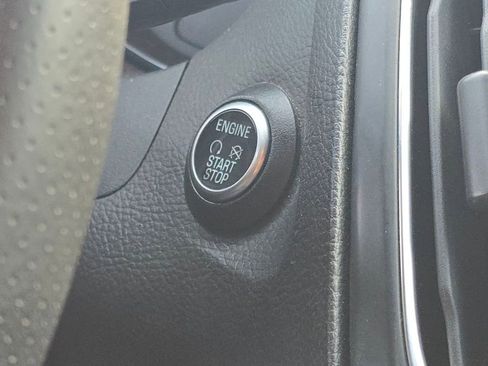 Used 2018 Ford Focus ST image 24