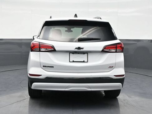 Used 2023 Chevrolet Equinox RS FWD image 4