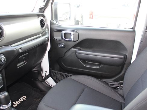 Used 2023 Jeep Gladiator Sport image 60