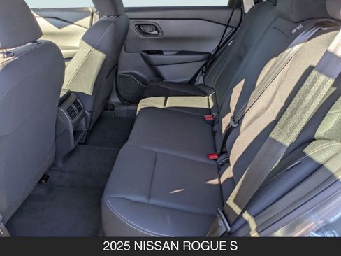 Certified 2025 Nissan Rogue S image 15