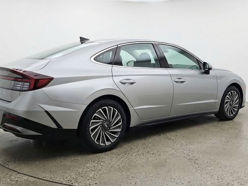 Used 2025 Hyundai Sonata SEL FWD image 9