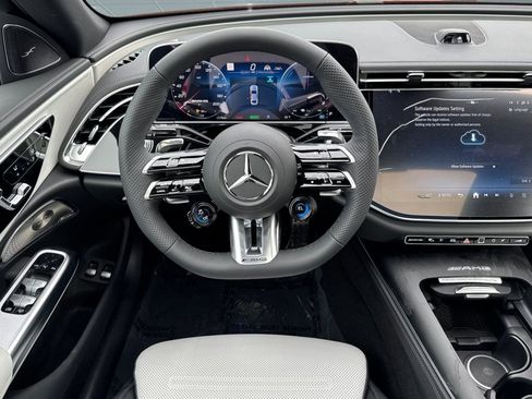 New 2026 Mercedes-Benz E 53 AMG e 4MATIC Sedan image 27