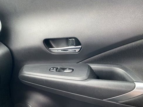 Used 2021 Nissan Kicks SV image 47