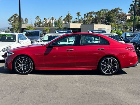 Used 2025 Mercedes-Benz C 300 4MATIC Sedan image 6