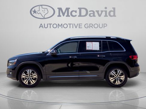 Used 2025 Mercedes-Benz GLB 250 w/ Exclusive Package image 2