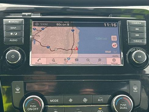 Used 2018 Nissan Rogue SV w/ Premium Package image 22