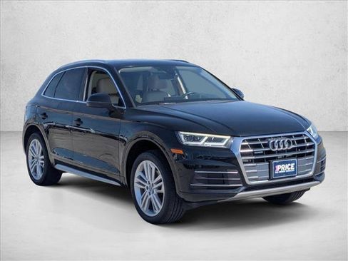 Used 2019 Audi Q5 2.0T Premium Plus w/ Premium Plus Package image 3