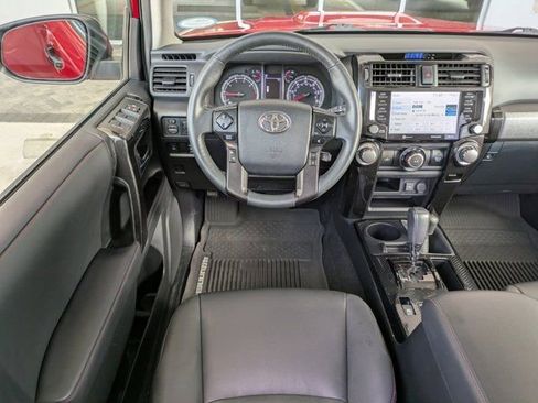 Used 2021 Toyota 4Runner Venture image 14