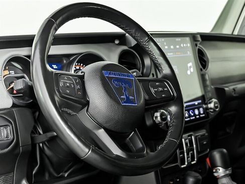 Used 2022 Jeep Gladiator Sport AWD/4WD image 20