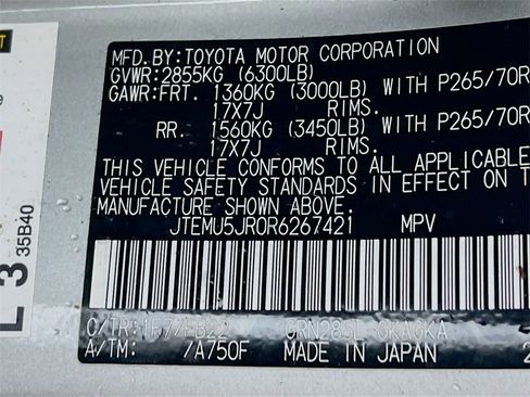 Certified 2024 Toyota 4Runner SR5 image 29
