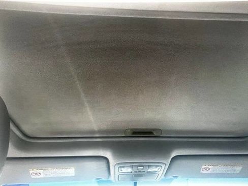 Used 2002 Toyota Camry XLE FWD image 8