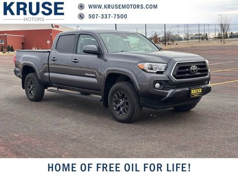 Used 2021 Toyota Tacoma TRD Sport image 1