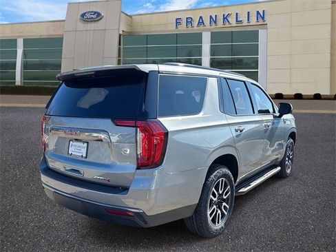 Used 2024 GMC Yukon AT4 w/ Technology Package image 7