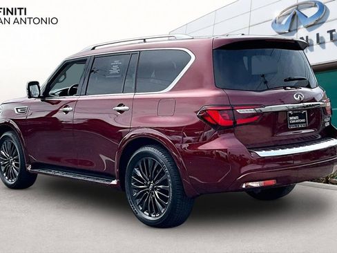 Used 2023 INFINITI QX80 Premium Select w/ All-Season Package RWD image 16