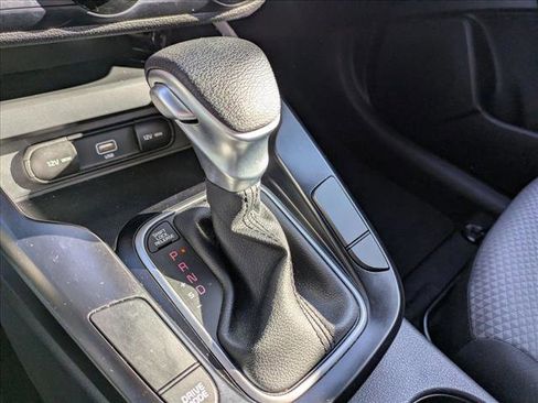 Used 2020 Kia Soul LX image 12