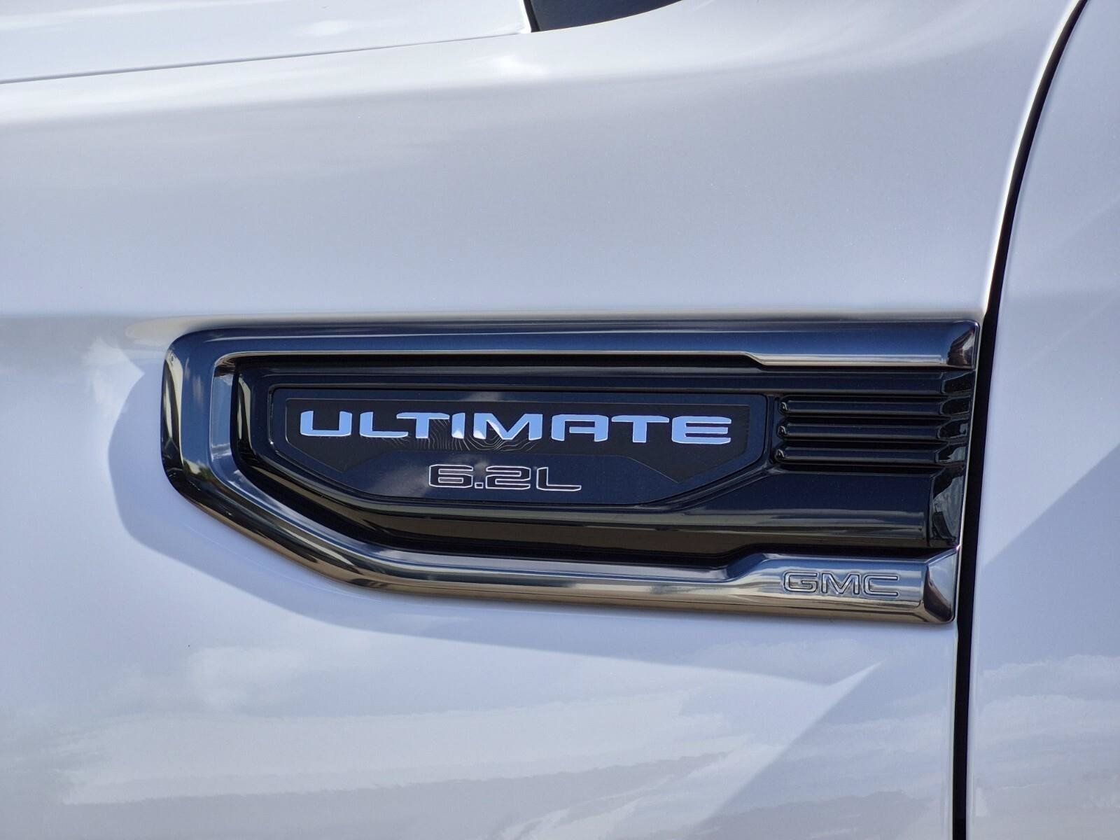 Used 2025 GMC Sierra 1500 Denali Ultimate AWD/4WD image 12
