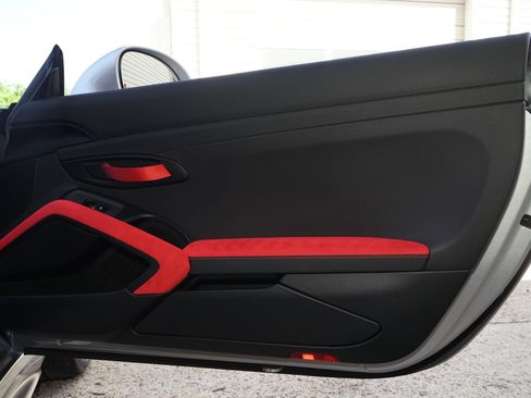 Used 2018 Porsche 911 GT2 RS RWD image 31